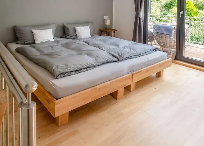 Romantic With Balcony Apartment