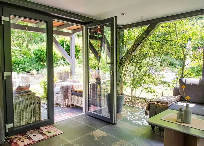 Apartment Romantic With Balcony *